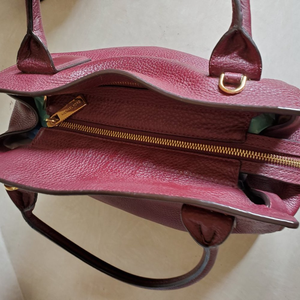 Euc Michael Kors Mckenna Leather Shoulder Bag Purse - Picture 6 of 15
